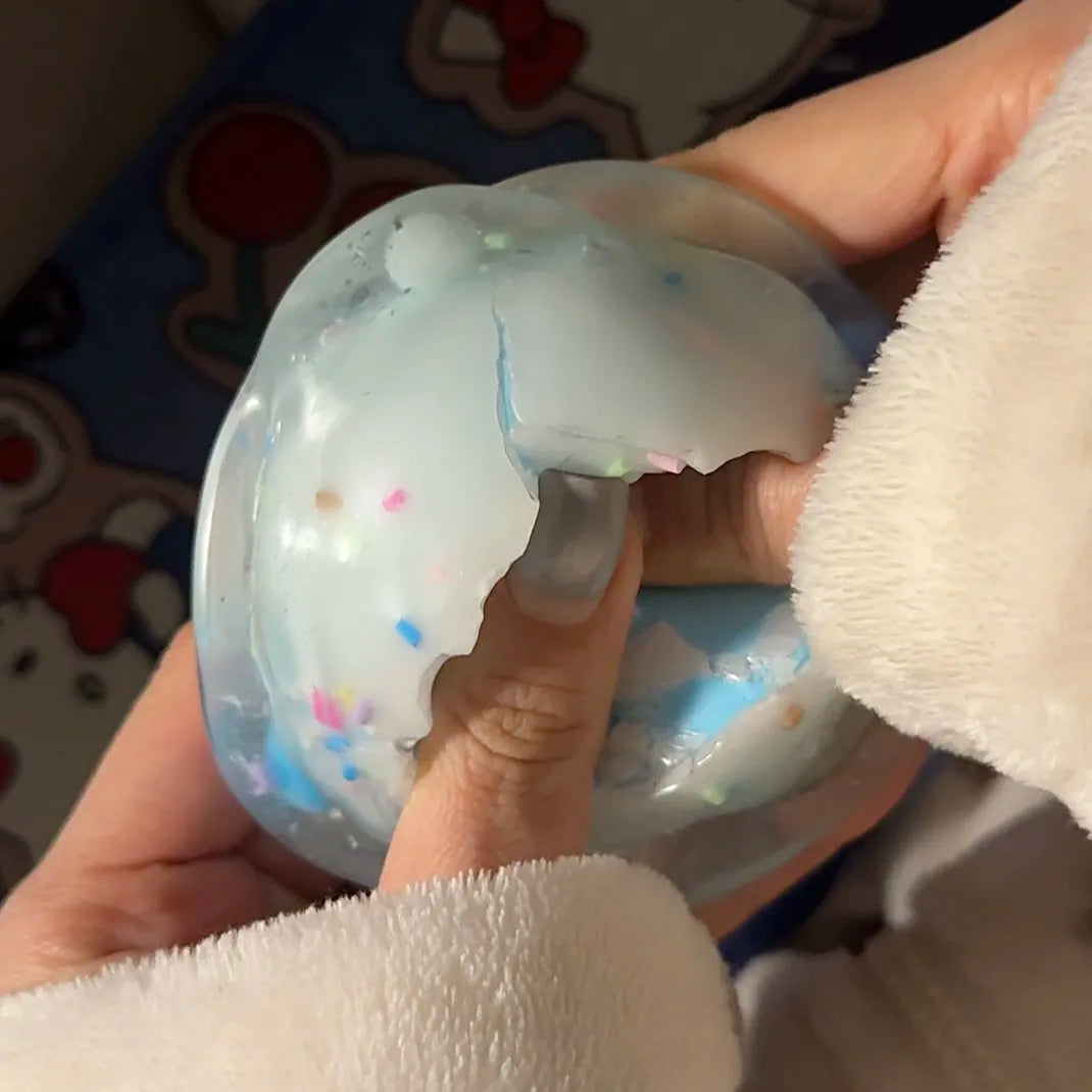 Boule ASMR croustillante faite à la main Sakura (perles de cire à l'intérieur, non-récupérable)
