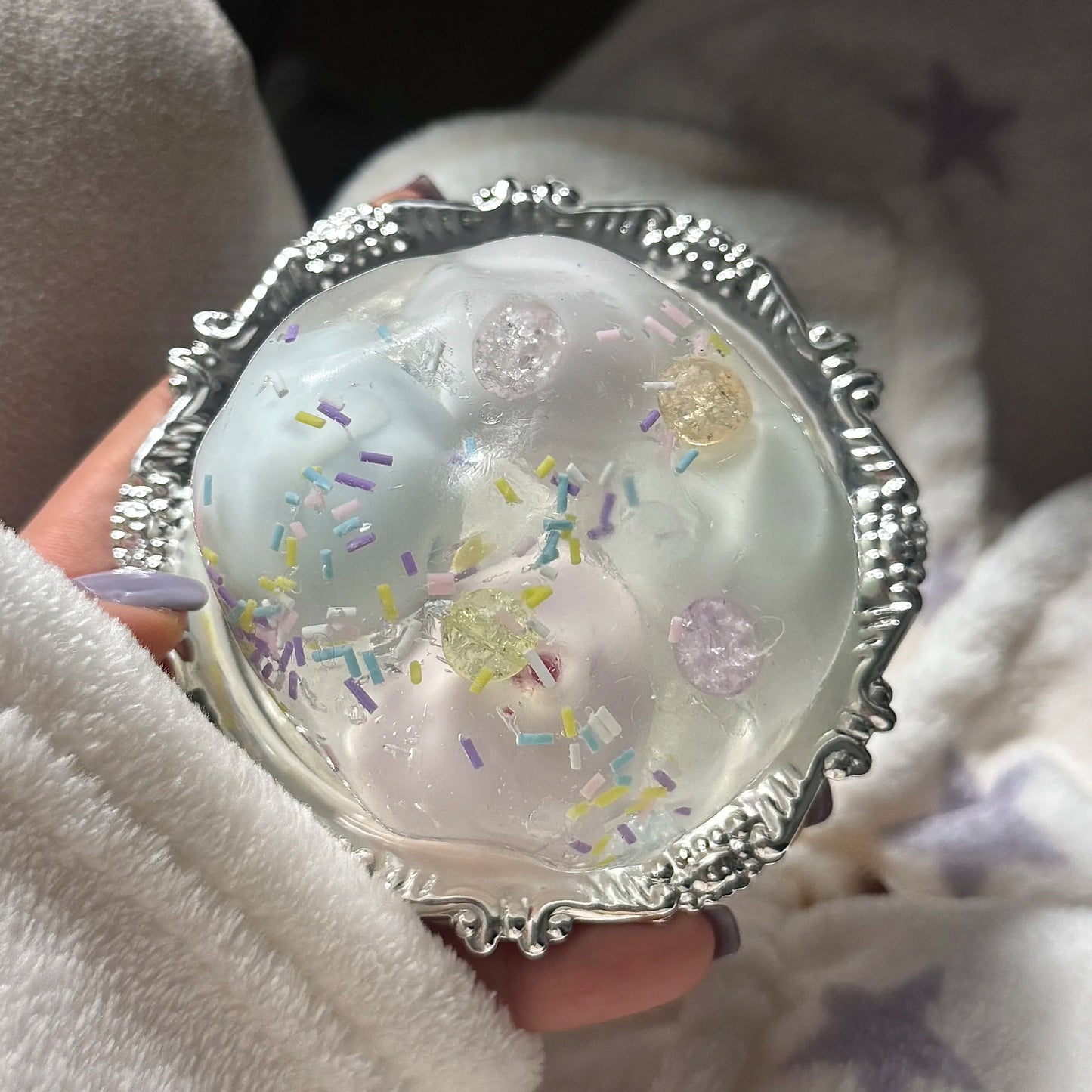 Boule ASMR croustillante faite à la main Sakura (perles de cire à l'intérieur, non-récupérable)
