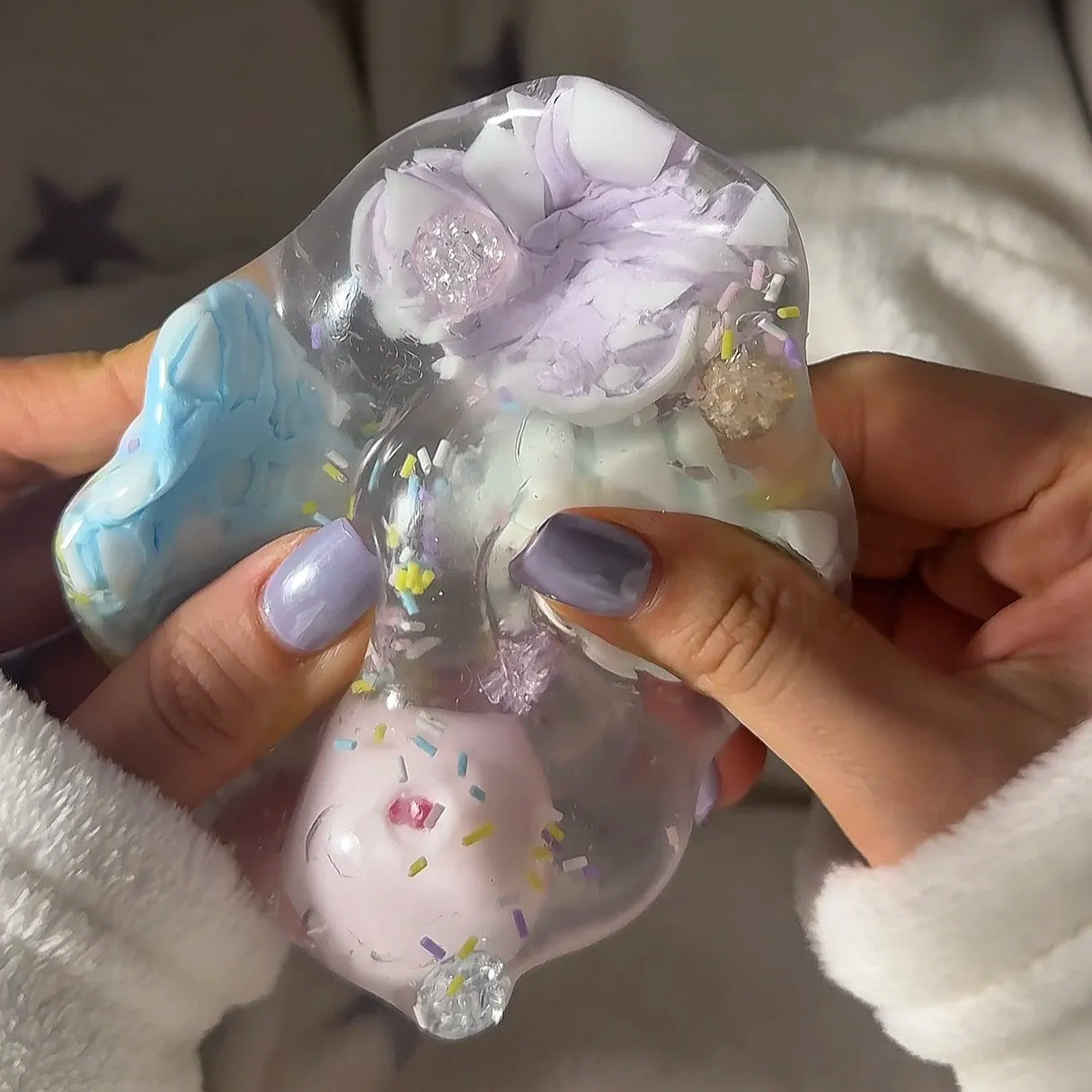 Boule ASMR croustillante faite à la main Sakura (perles de cire à l'intérieur, non-récupérable)