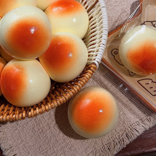 Boule ASMR croustillante faite à la main Sakura (perles de cire à l'intérieur, non-récupérable)
